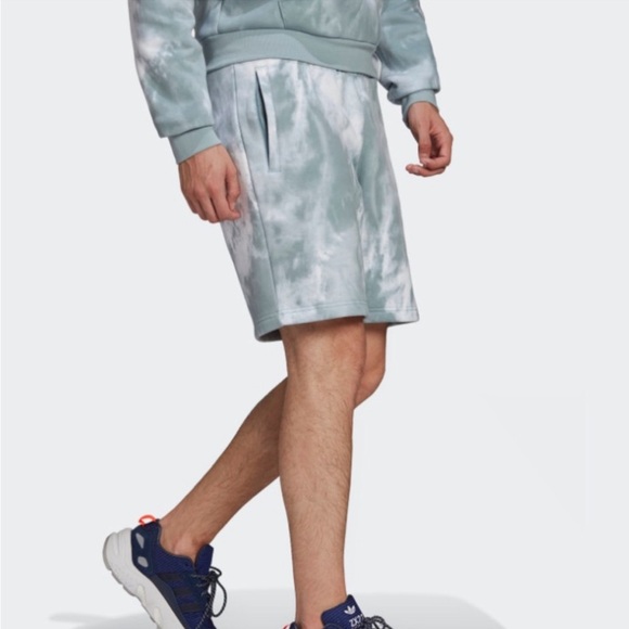 adidas adicolor essentials trefoil shorts magic grey - Picture 4 of 5